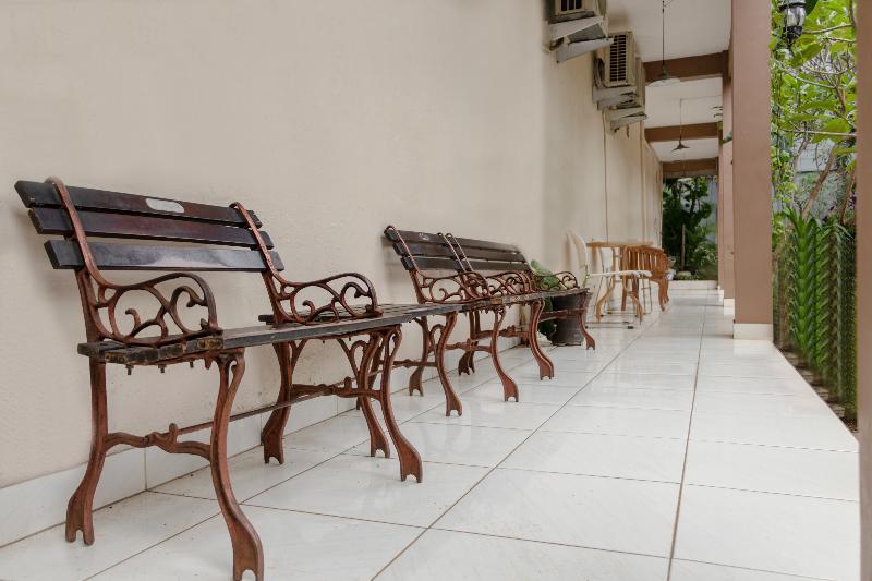 Oyo 665 Namora Residence Jakarta Exterior foto