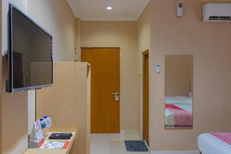 Oyo 665 Namora Residence Jakarta Exterior foto